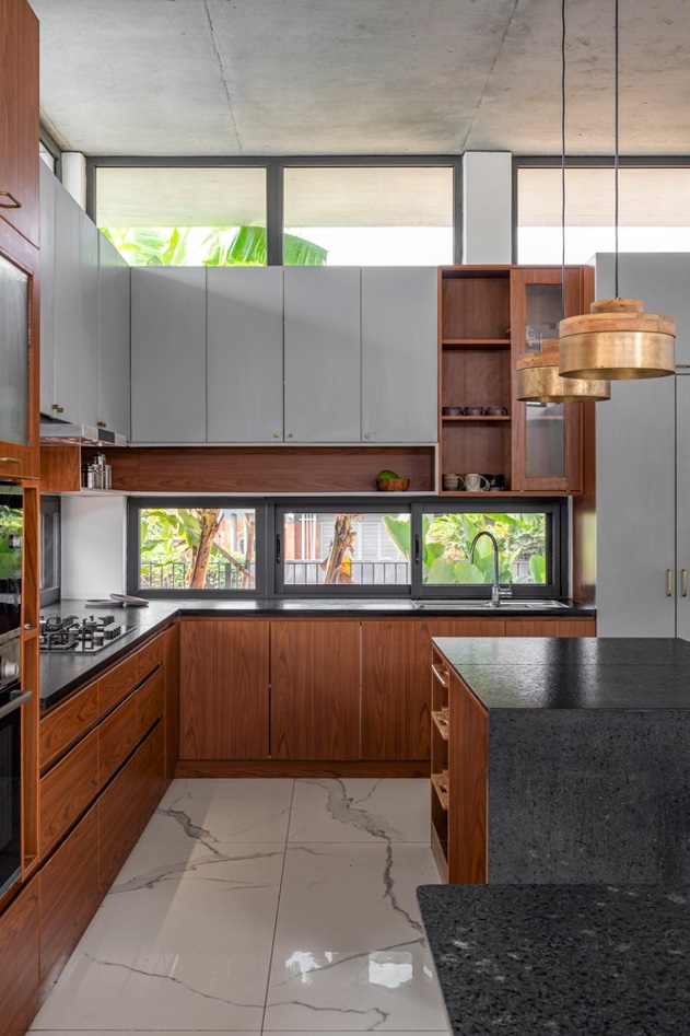 kitchen window over sink