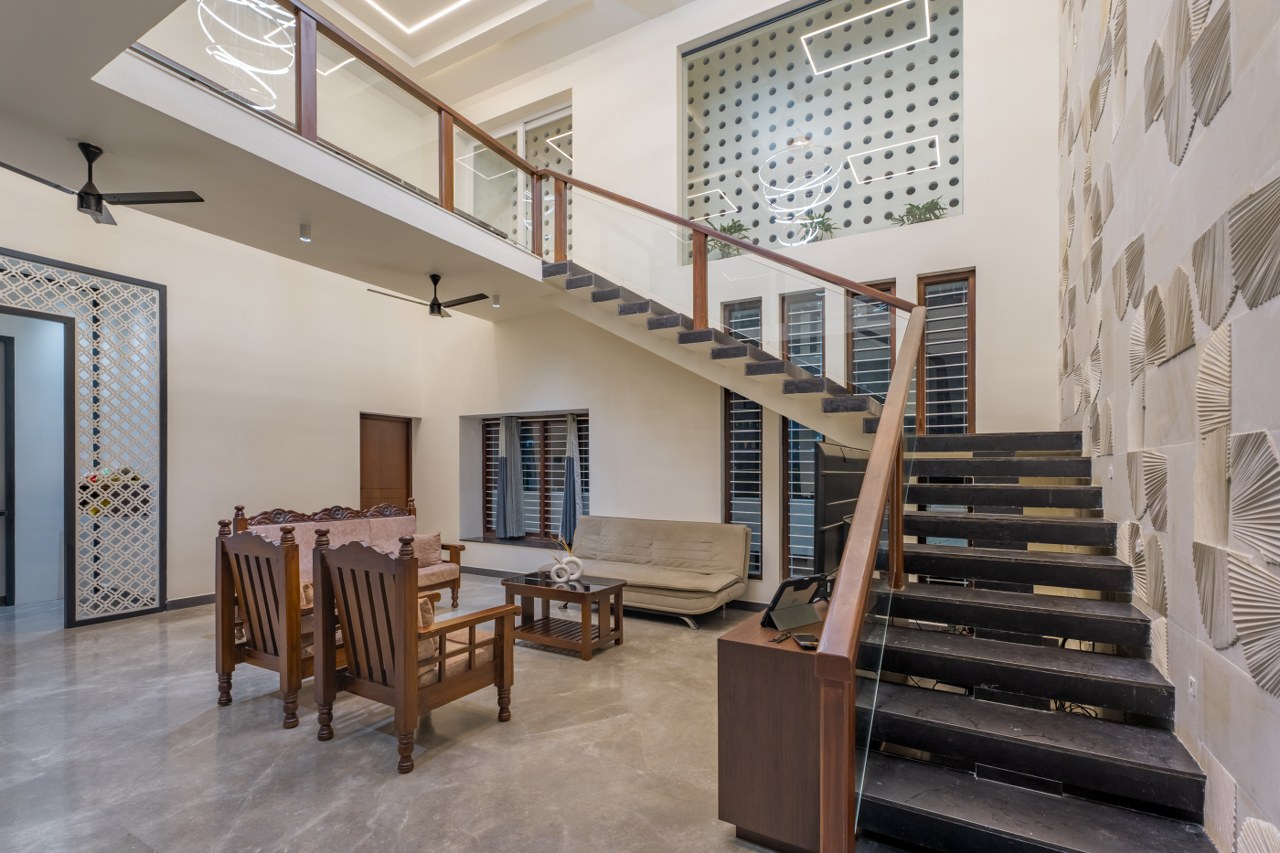 The Stunning Elevation of the House Shines With Central Jaali And ...
