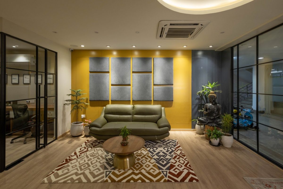 The Design of the Office Interior Envisions a Relaxed Ambience | B and ...
