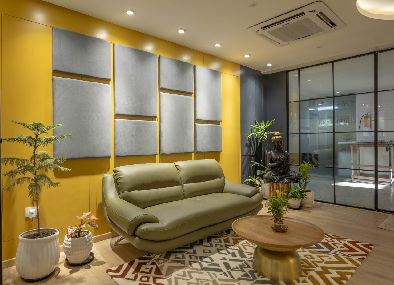 The Design of the Office Interior Envisions a Relaxed Ambience | B and ...