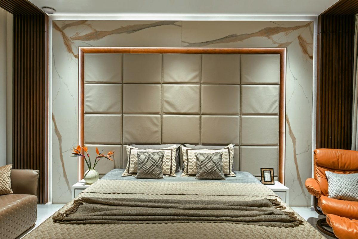 This Classy Modern Bungalow Design is in Thane | GroupARC Architects ...