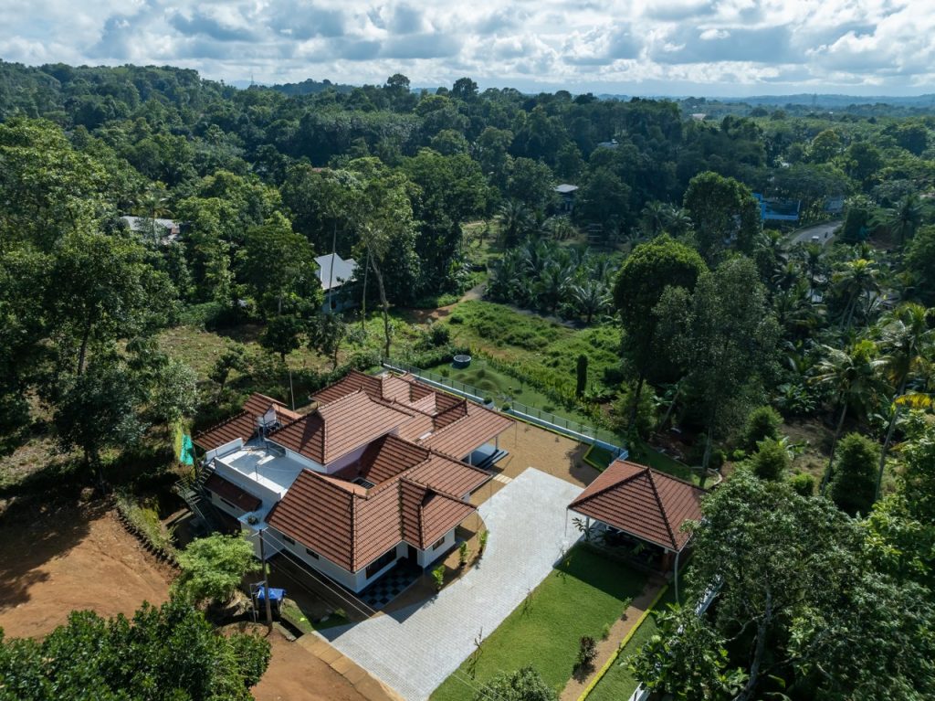 simple traditional kerala house