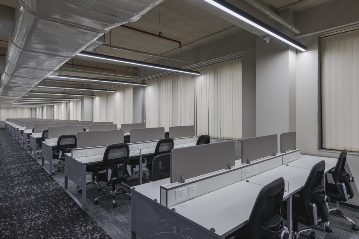This Office Interior Design Makes Every Visitor Feel Good | Studio ...