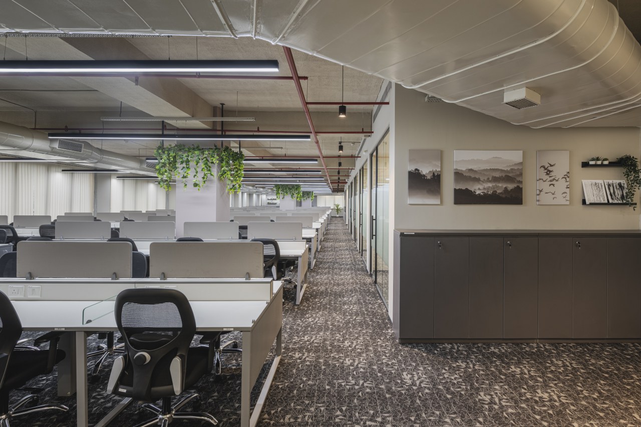 This Office Interior Design Makes Every Visitor Feel Good | Studio ...
