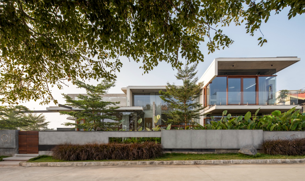 cantilever house