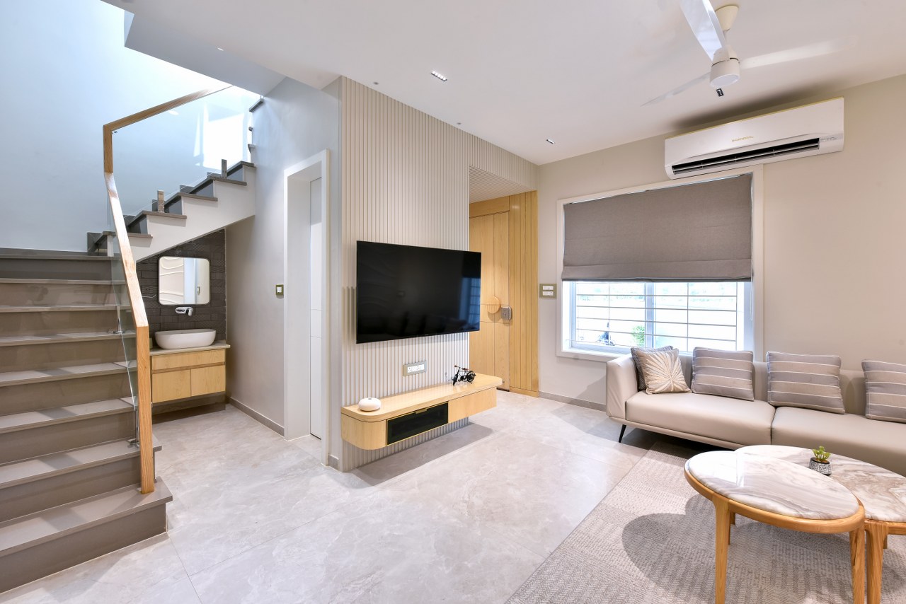 This Interior Bungalow Design Exemplifies A Timeless Contemporary Take ...
