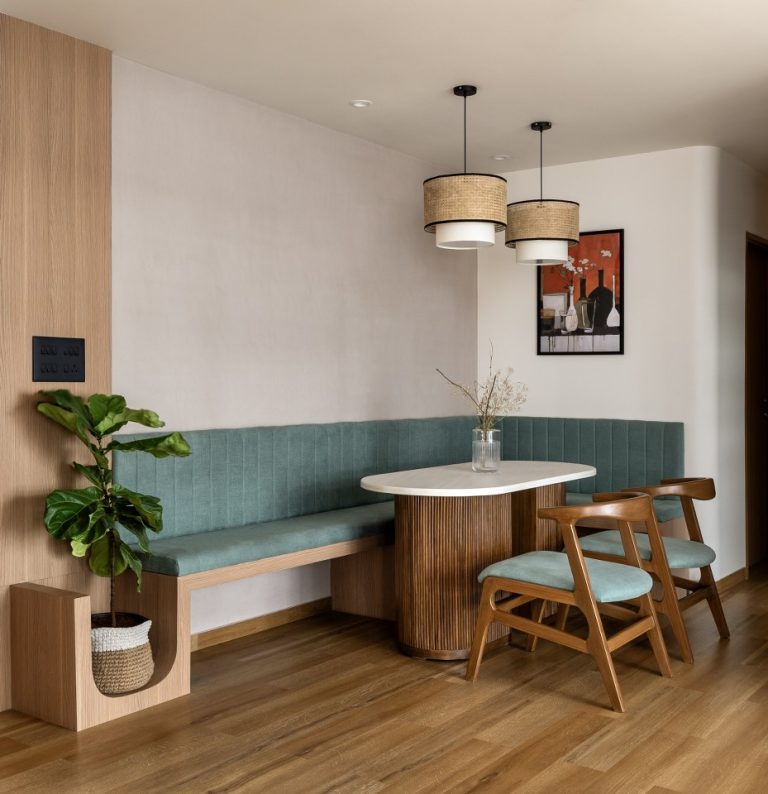 Whispering Walls' Interior Home Design Stands As A Timeless Masterpiece ...