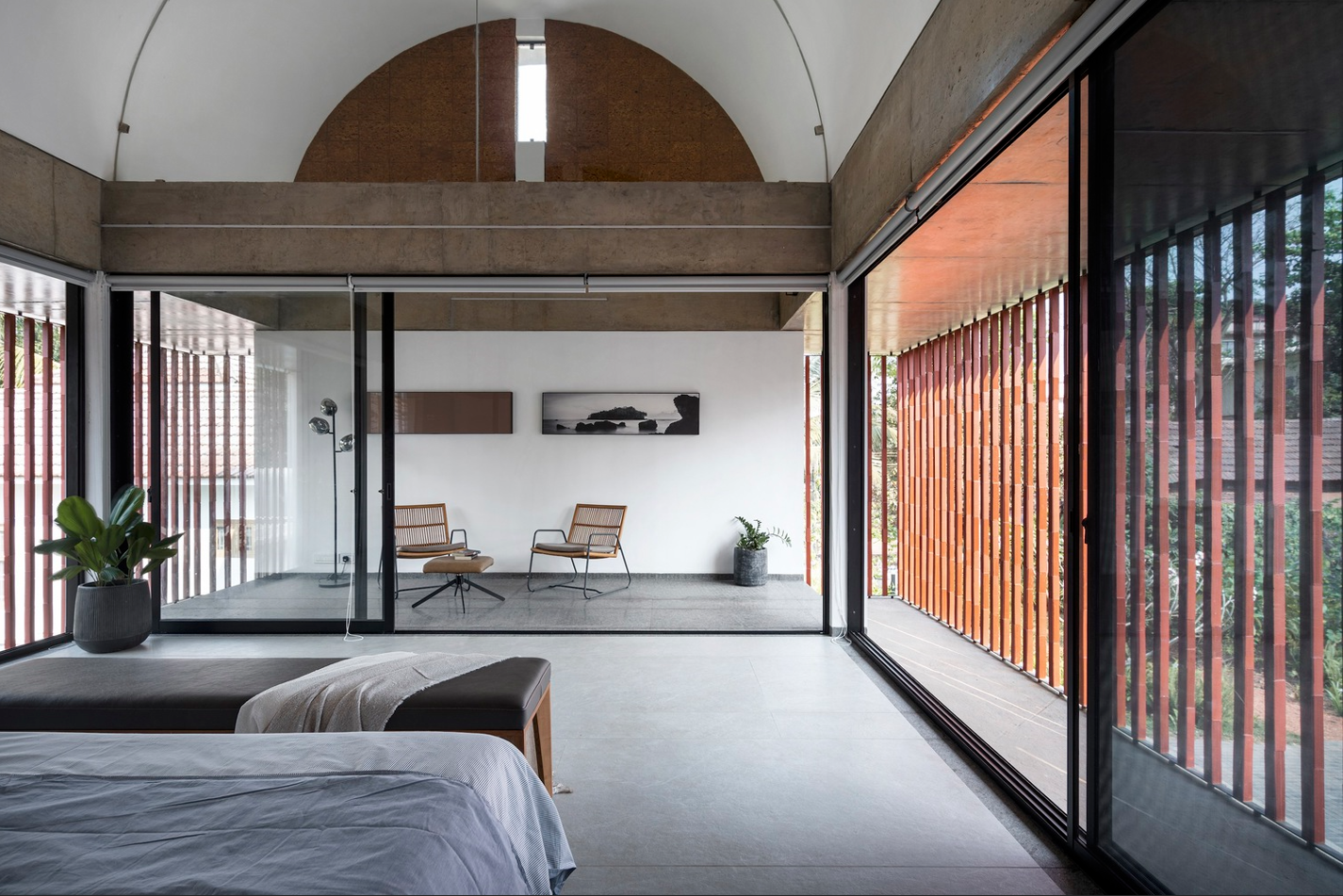 A Kerala Modern House Design Featuring Climate-Responsive Strategies ...