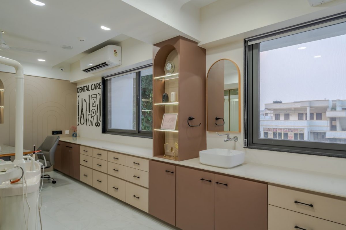 This Modern Dental Clinic Blends Aesthetics with Medical Standards | K ...