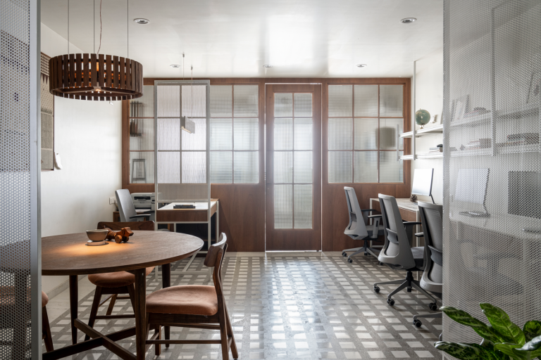 The Wooden Interior Design Prioritizes Clarity Over Complexity ...