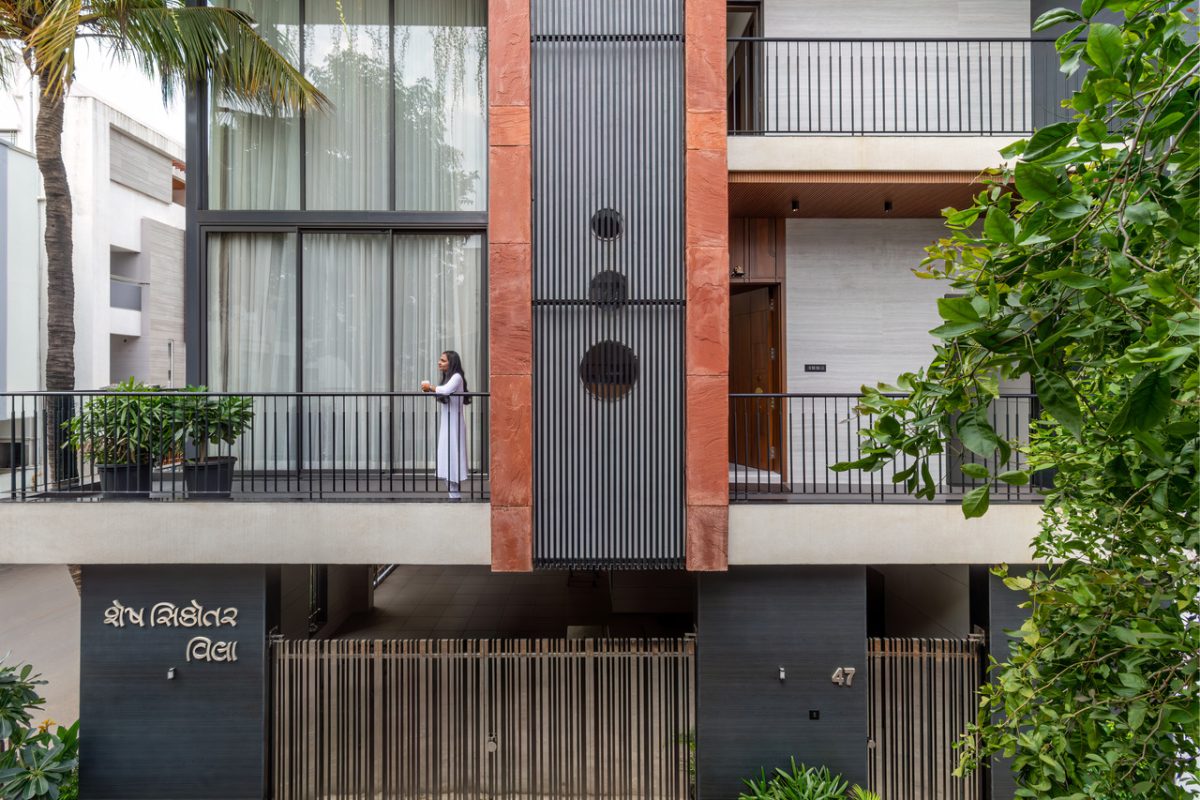 View of This Contemporary Architecture Home Balances Modern Expression and ...