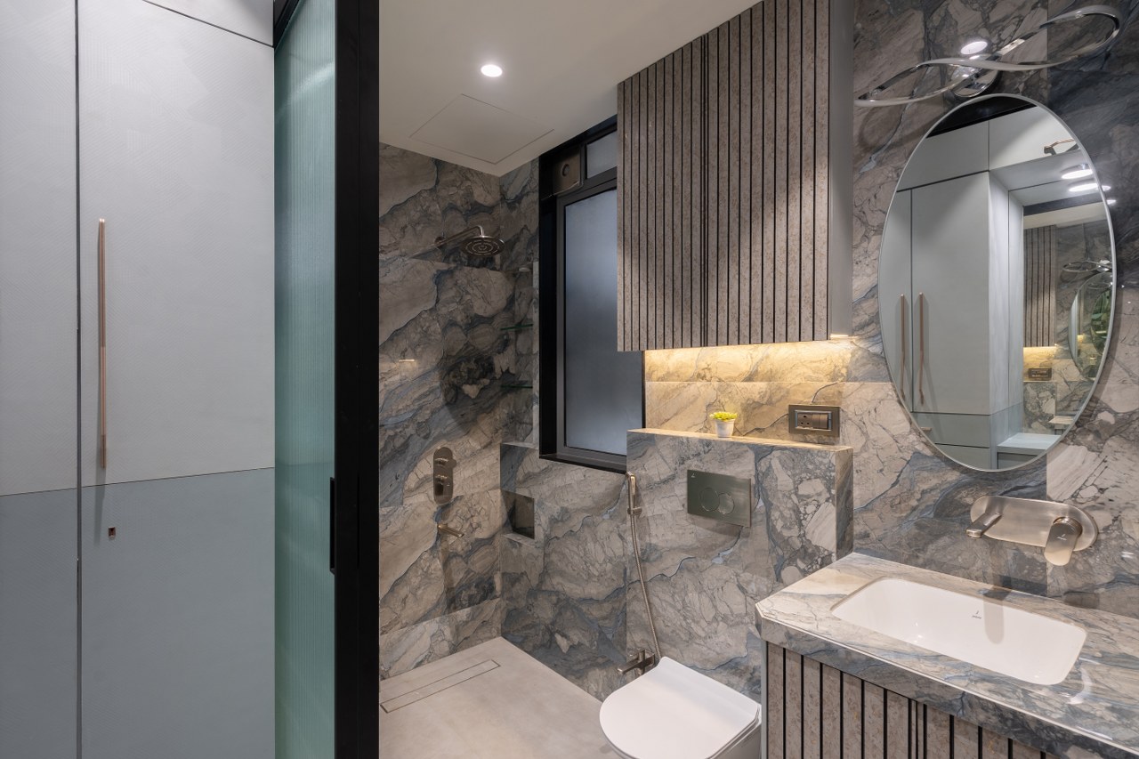 This 4-Bedroom House Design Blends Bold Accents With Understated ...