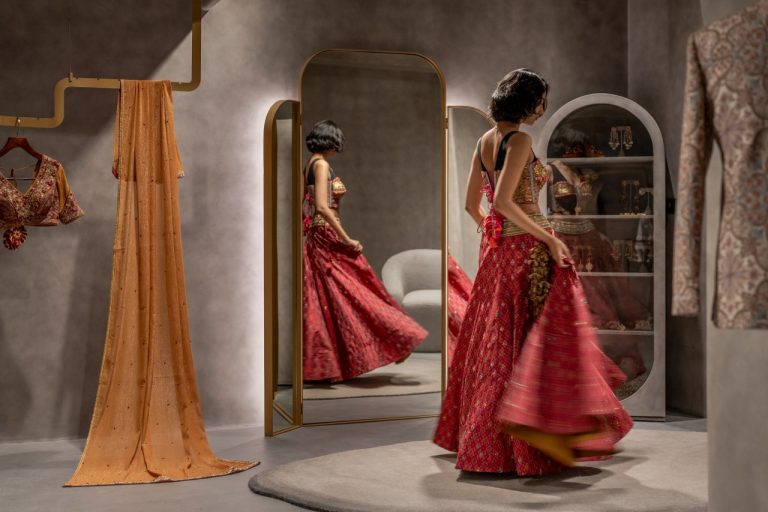 This Unique Fashion Store Interior Design Echoes Hyderabadâs Ancient ...