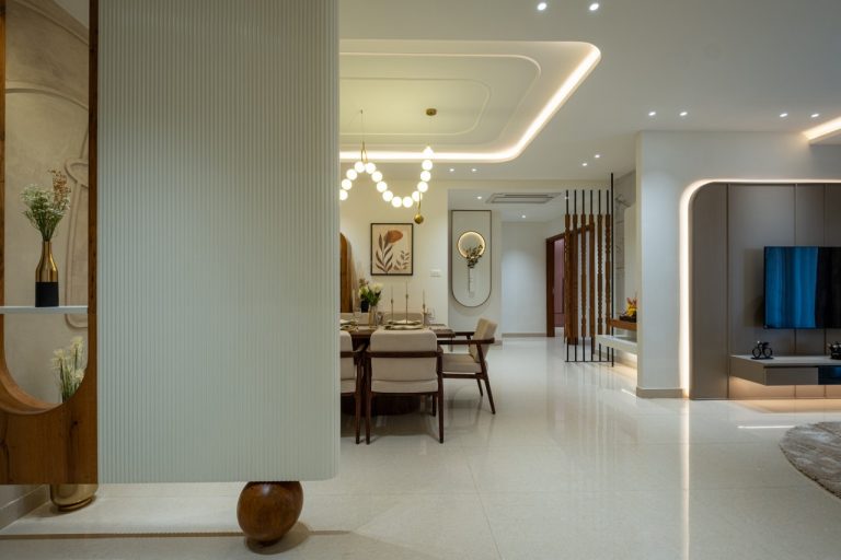 This Modern Organic Interior Design Embraces Curved Forms And Earthy ...