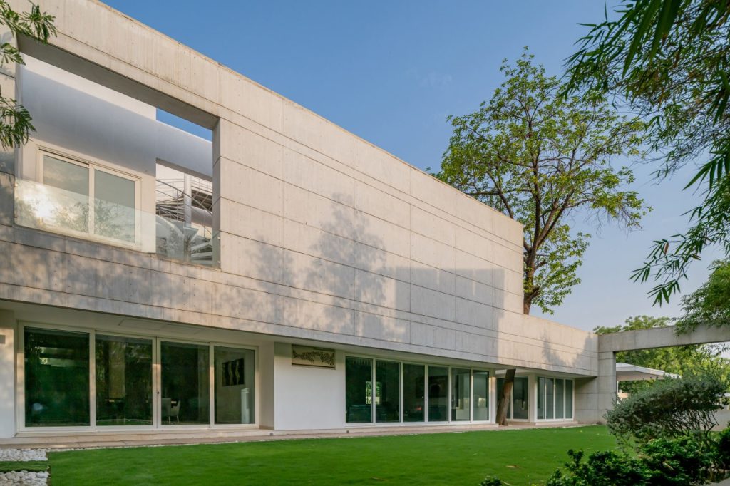 contemporary minimalist architecture