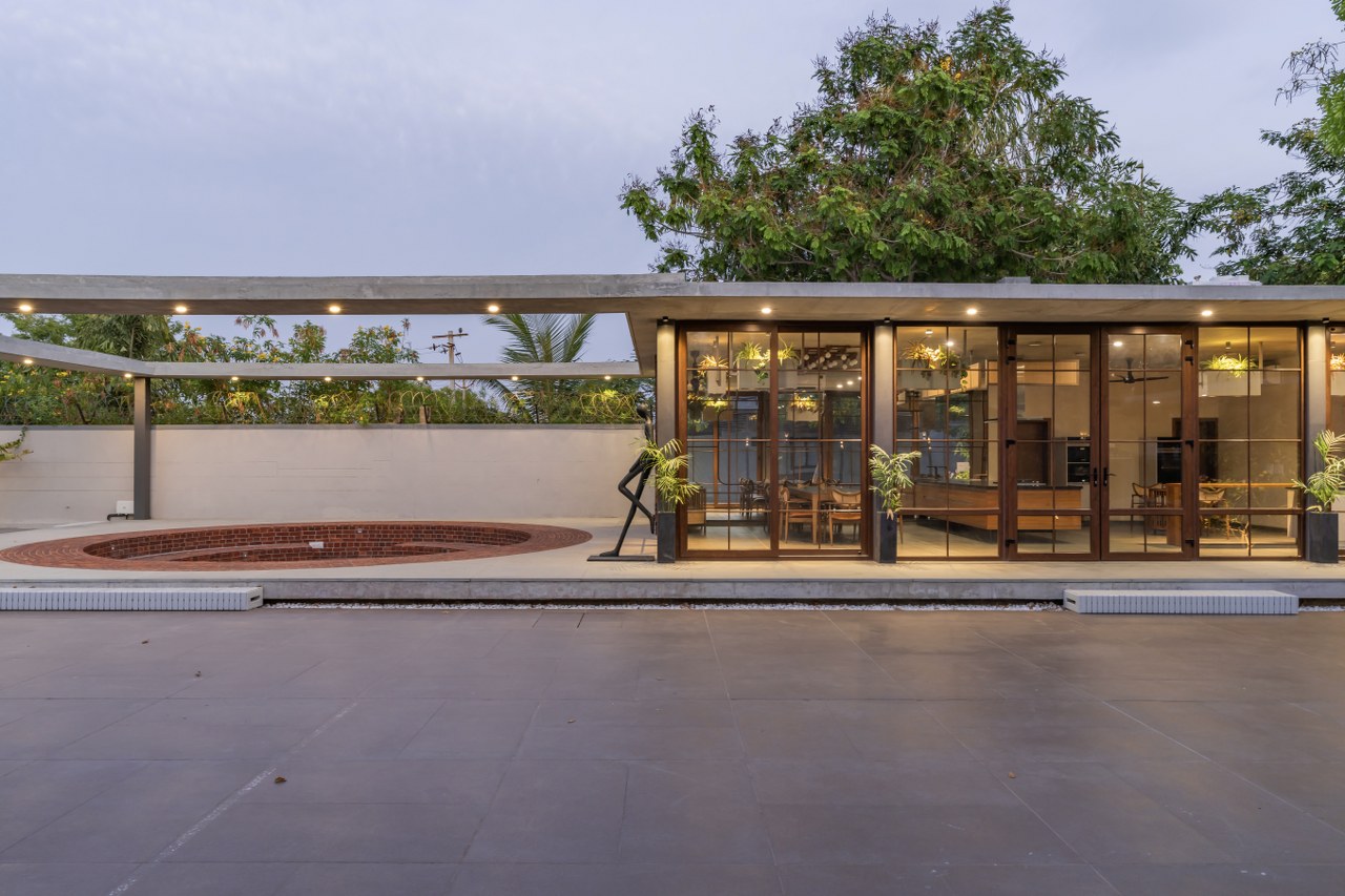 Image showcasing Eco Architecture Elevated the Design of a Weekend House in Ahmedabad ...