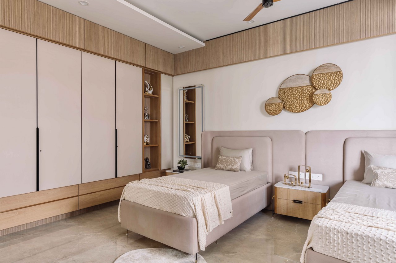 Modern Bungalow House Blends Luxury With Nature | Prashant Parmar ...