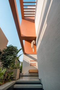 The Terra Cotta Facade Frames Light and Connection at Prakashalay ...