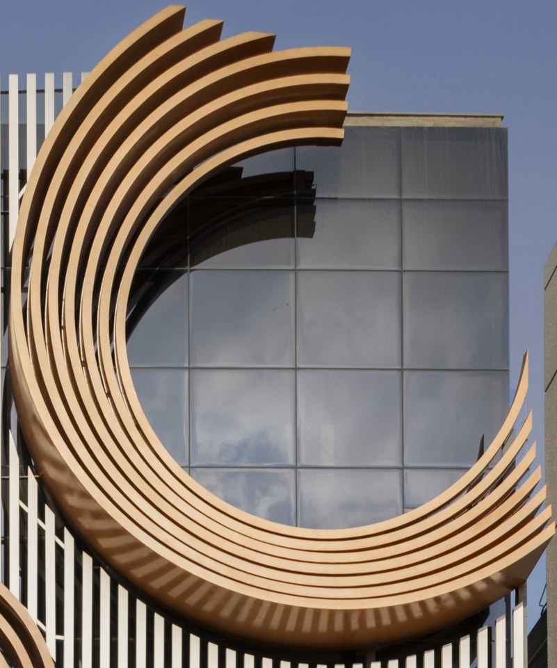 Facade Architecture 