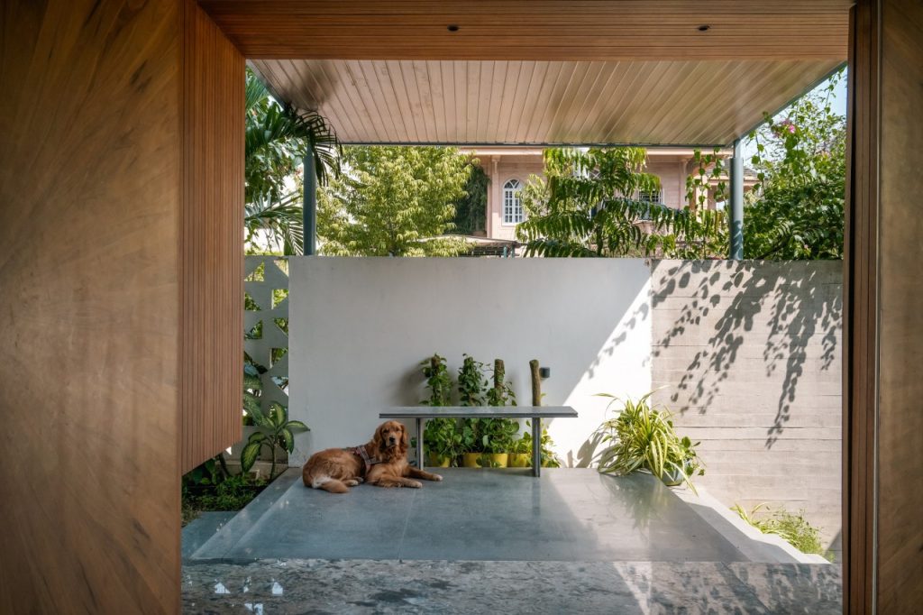 bungalow style house