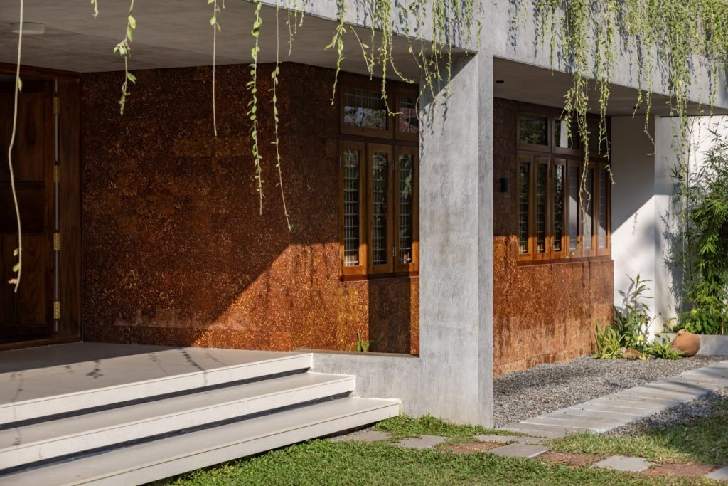 contemporary tropical house