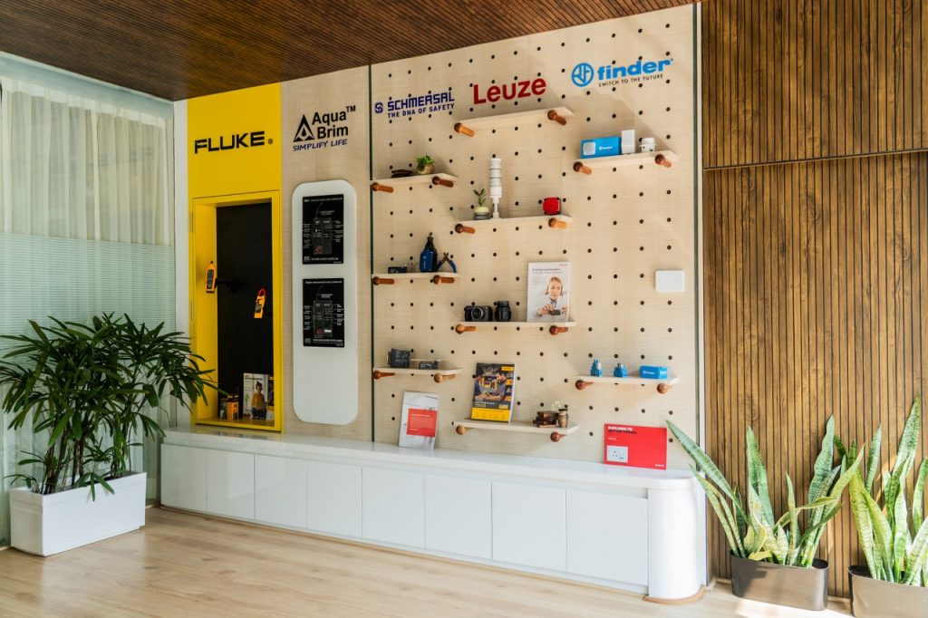 display centre 