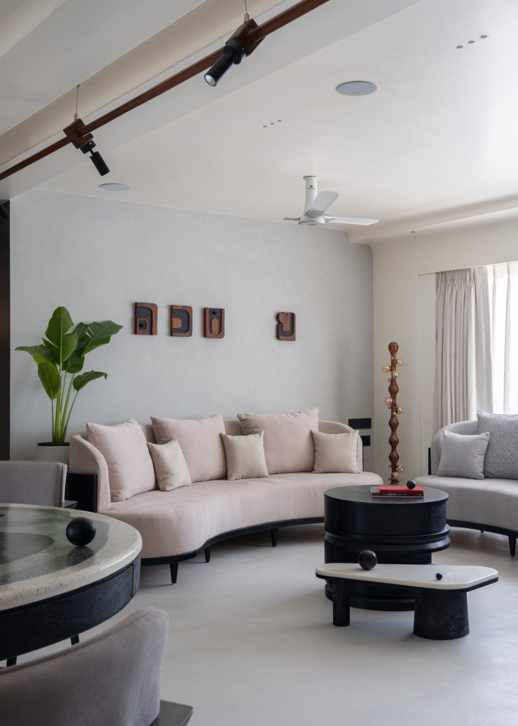eclectic minimalist interior design