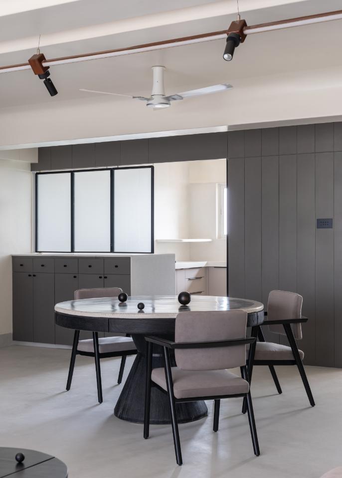 eclectic minimalist interior design