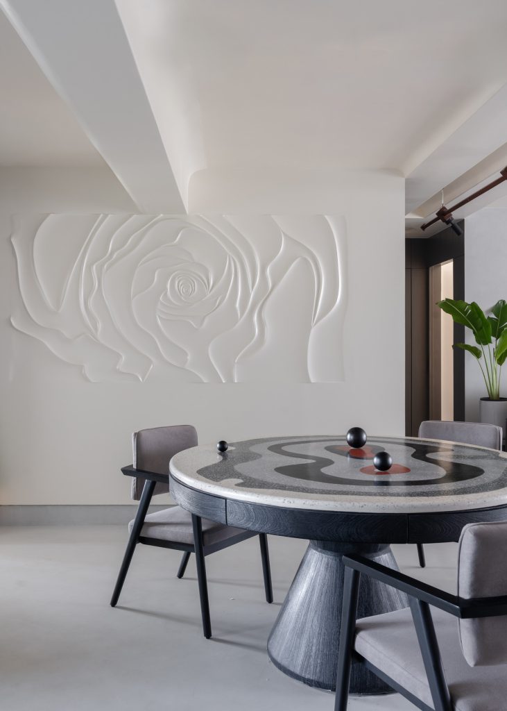 eclectic minimalist interior design