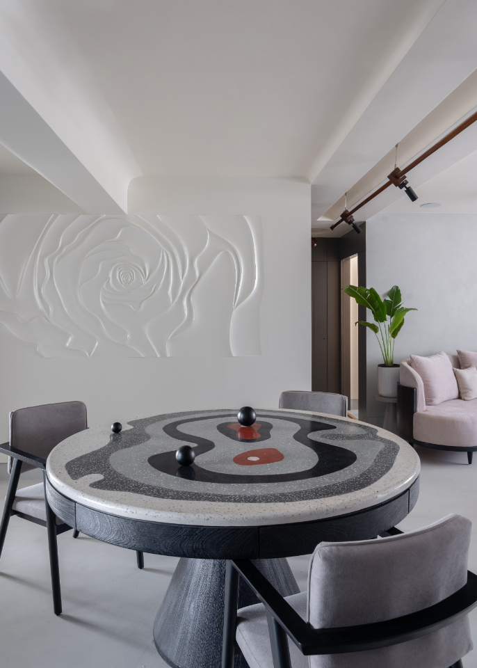 eclectic minimalist interior design