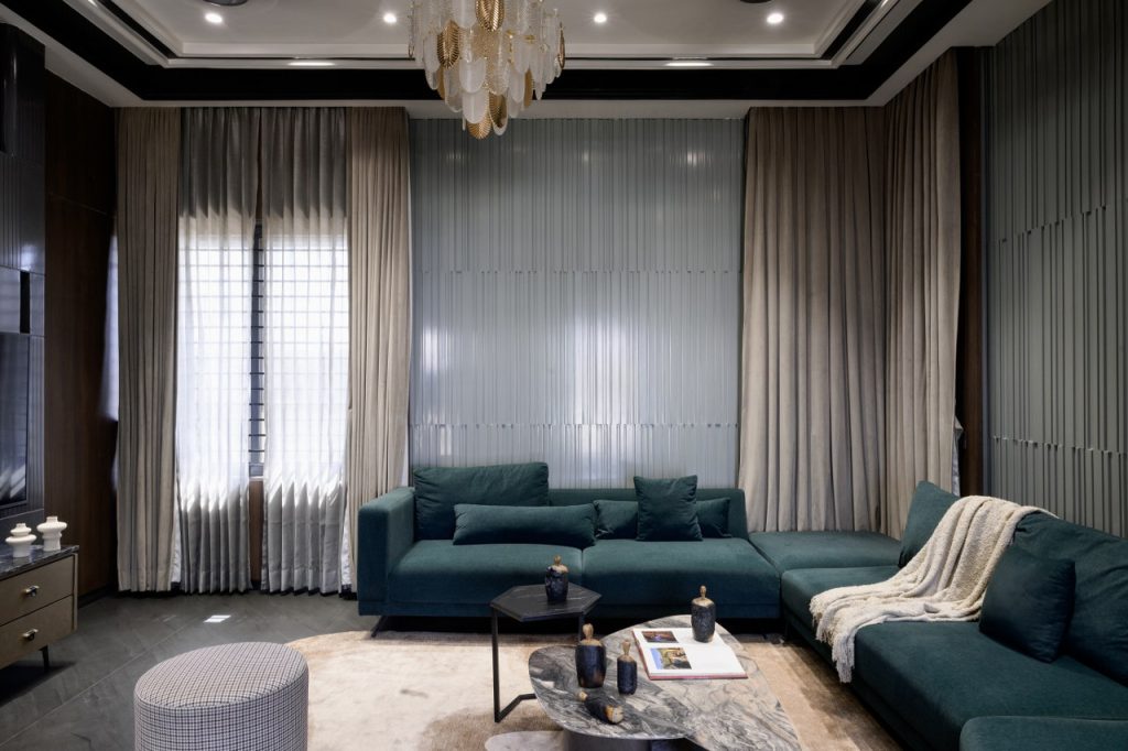 luxurious modern house