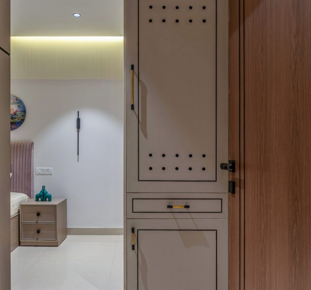 minimal interiors