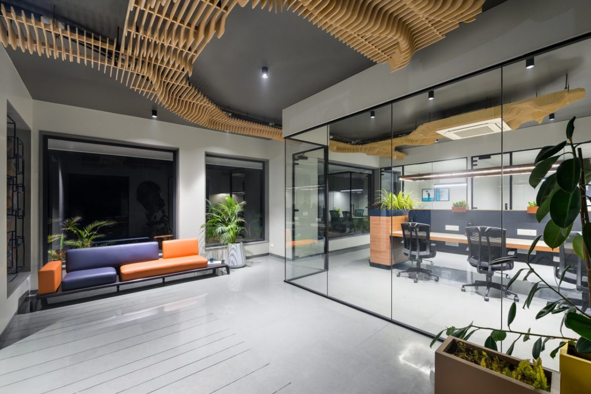 The Two-Story Structure of CERACOAT Exemplifies Modern Office Design in ...