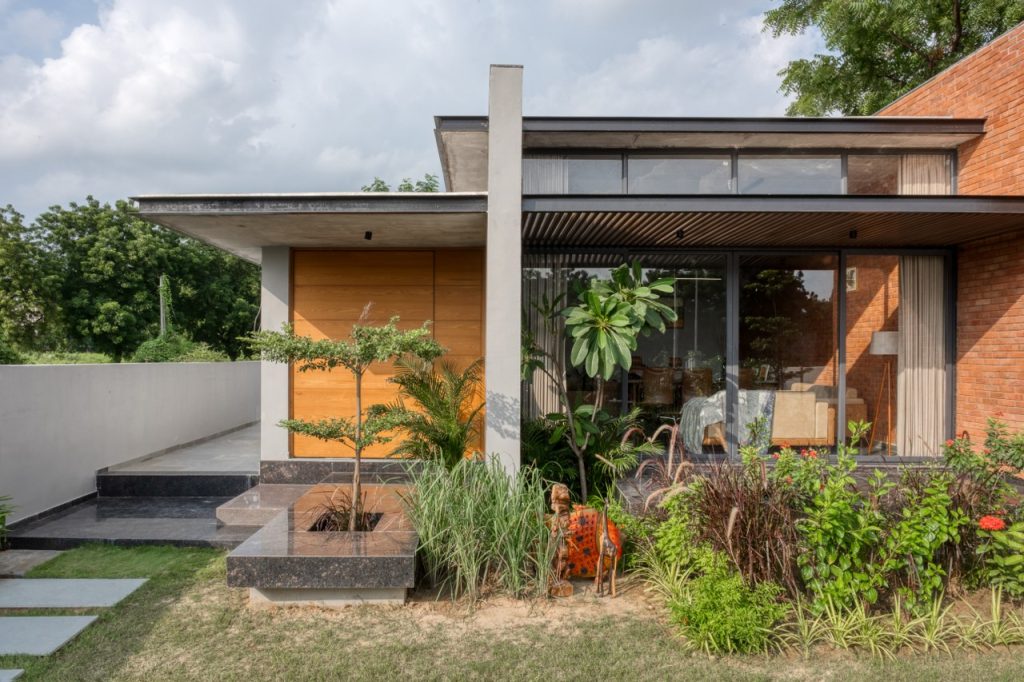 office with garden    