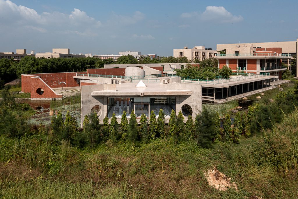 sail center
