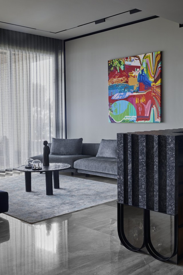 5 bedroom apartment