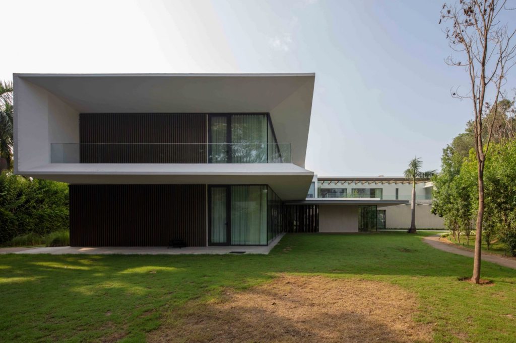 Chattarpur Farmhouse