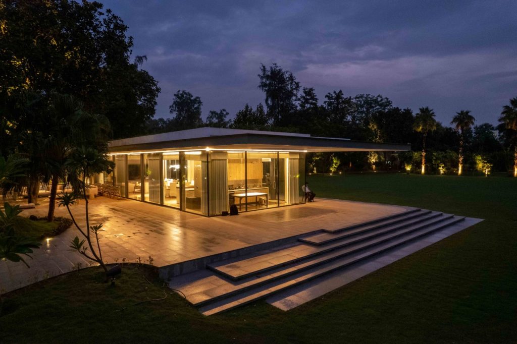 Chattarpur Farmhouse