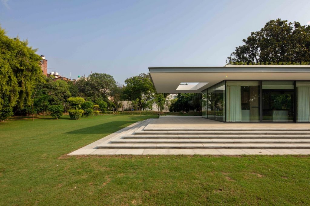 Chattarpur Farmhouse