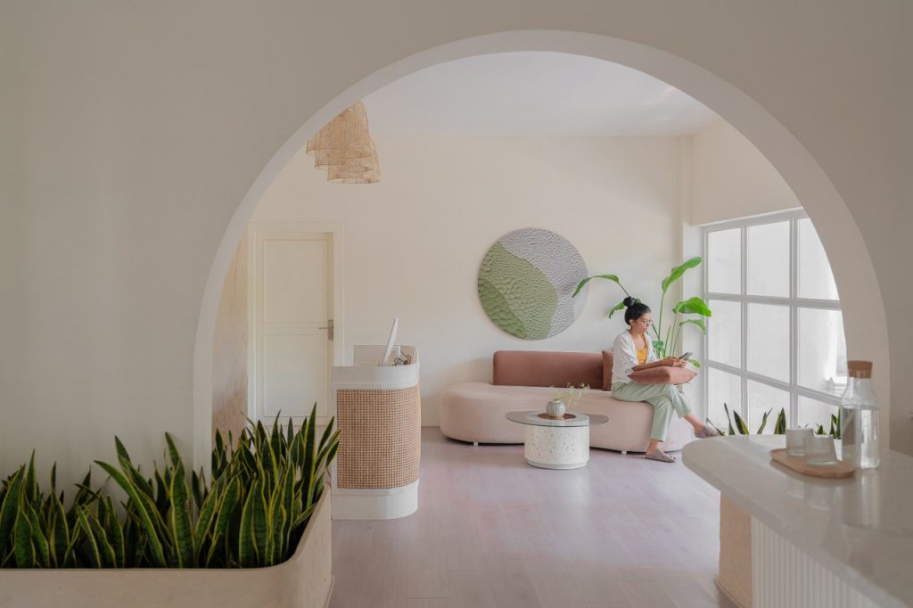 aesthetic salon