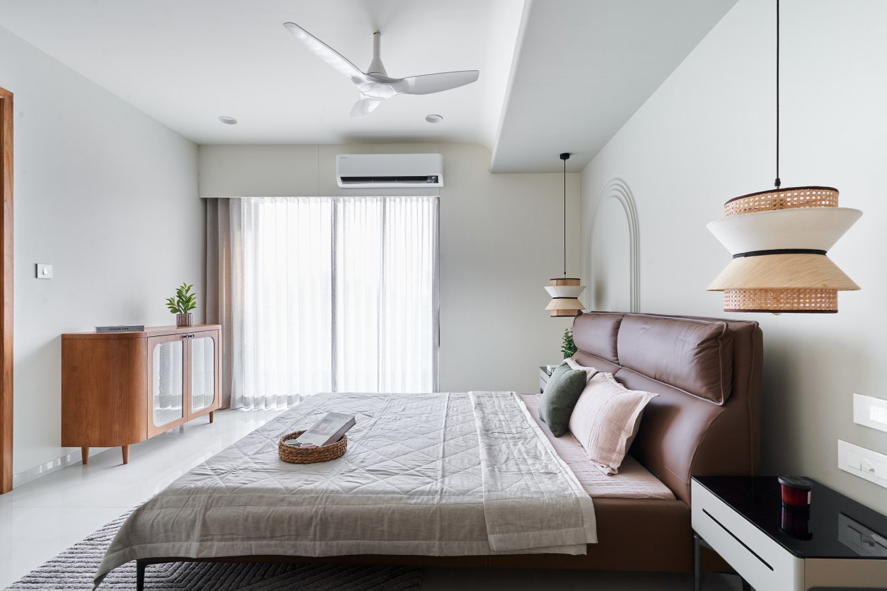 This Apartment Modern Design Embraces Natural Light and Spaciousness ...