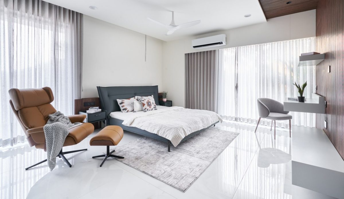 This Apartment Modern Design Embraces Natural Light and Spaciousness ... - Backlit Modern Apartment Designs