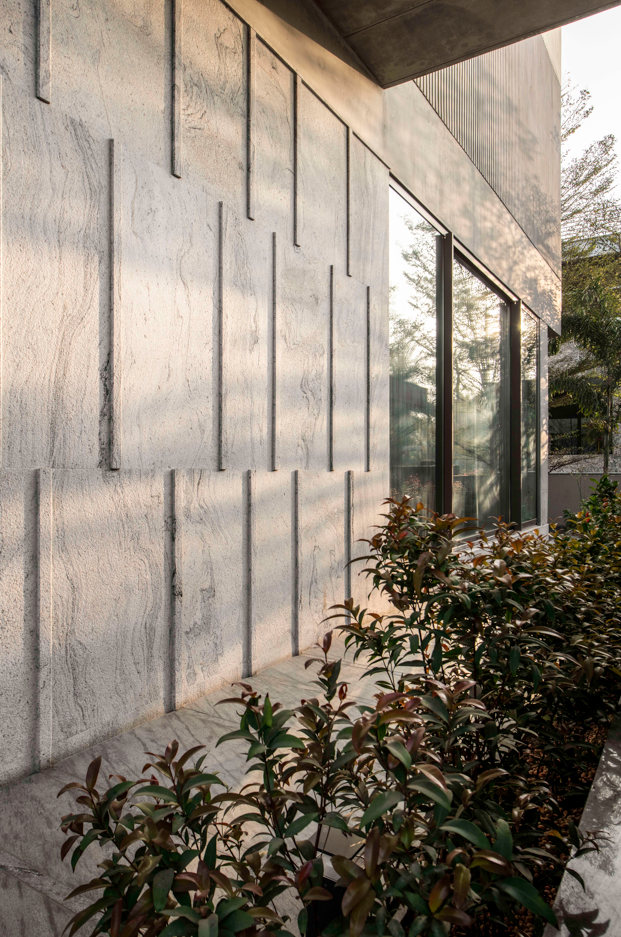contemporary style architecture