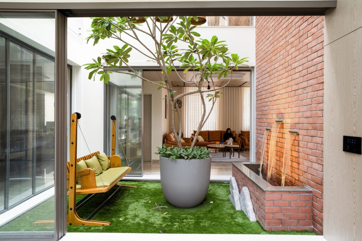 Visamo is An Expression of Luxury Modern Bungalow Design | Prashant ...