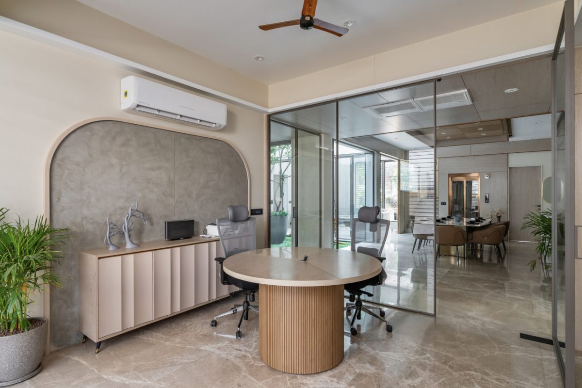 Visamo is An Expression of Luxury Modern Bungalow Design | Prashant ...