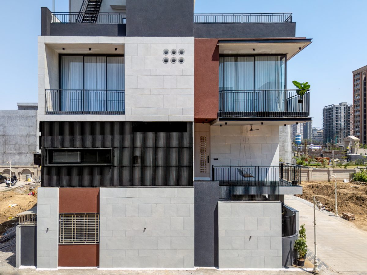 Gallery Detail: This Urban Residence Pairs Clean Lines With A Minimalist House