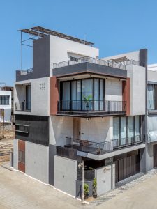 This Urban Residence Pairs Clean Lines with a Minimalist House Design ...