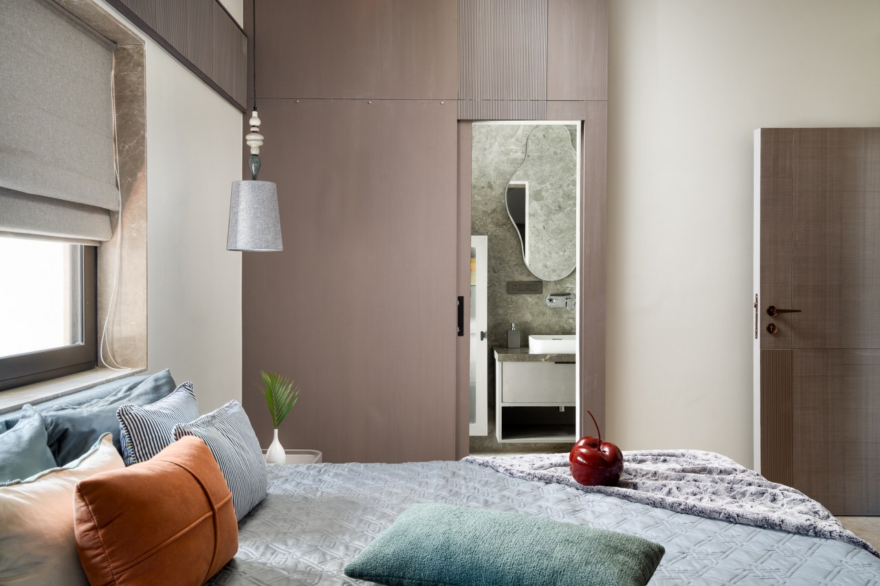This Modern Minimalist House Interior Redefines How People Experience ... - Minimalist Modern House Interior