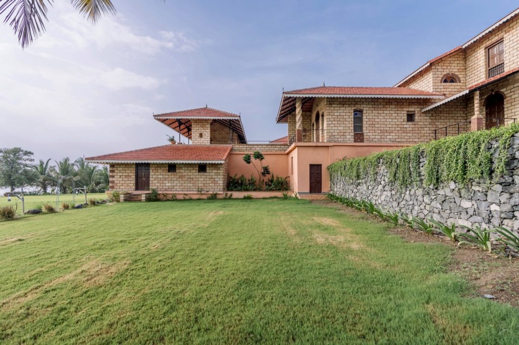 sandstone house