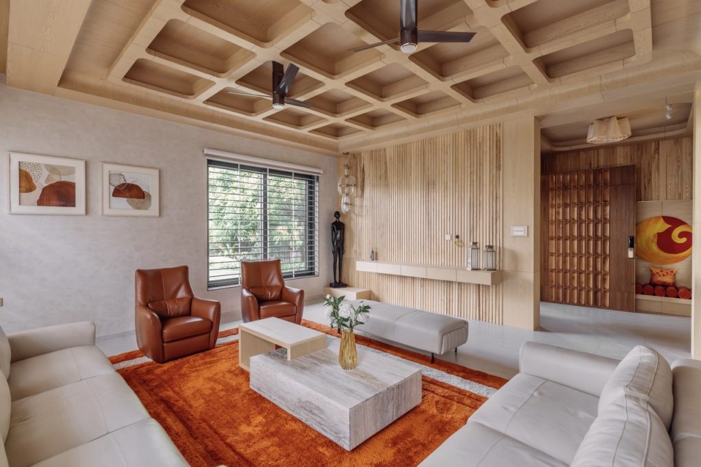 Contemporary Courtyard House